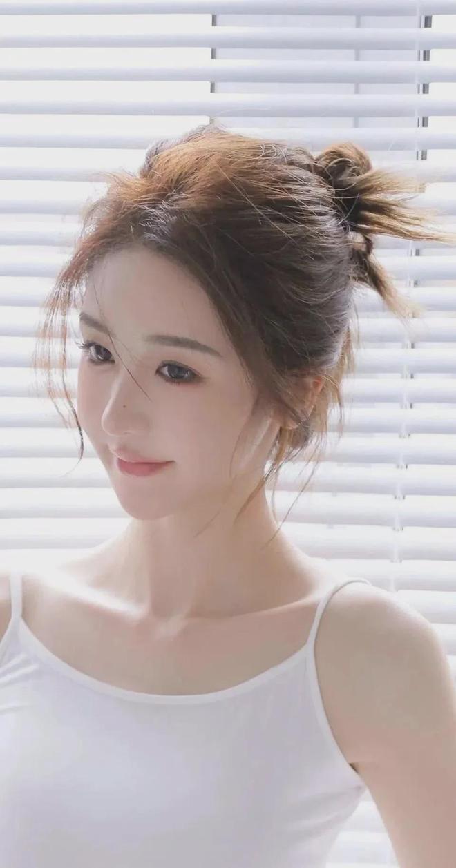 妇_公么的侵占2丰满的媳妇V龙8囯际公么的侵占2丰满的媳(图1)